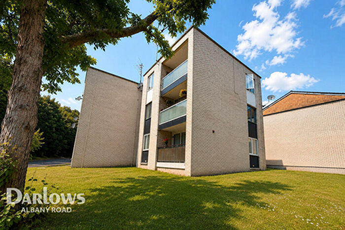 2 Bedroom Flat For Sale In Awel Mor, Cardiff, CF23