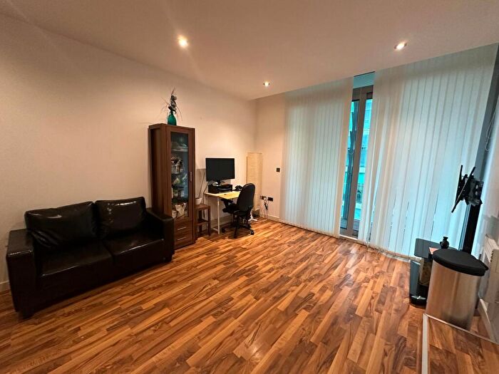 2 Bedroom Apartment To Rent In Solly Street, City Centre, Sheffield, S1