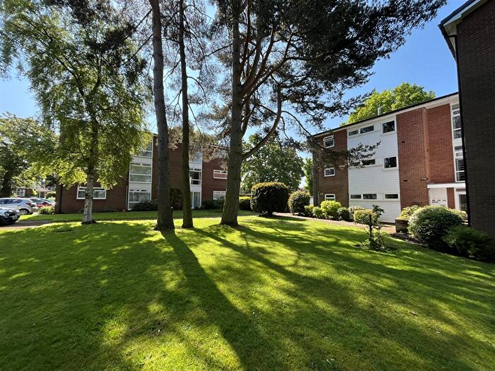 1 Bedroom Apartment For Sale In Lacey Green, Wilmslow, SK9