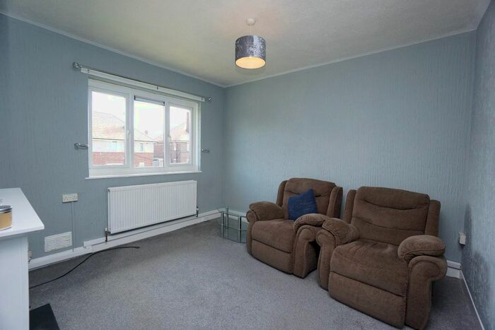 1 Bedroom Flat To Rent In Emerson Crescent, Sheffield, South Yorkshire, S5