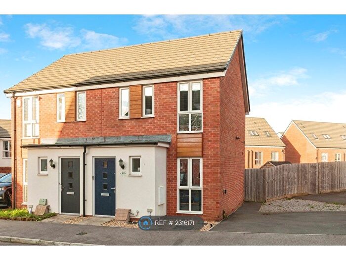 2 Bedroom Semi-Detached House To Rent In Kenney Street, Bristol, BS13