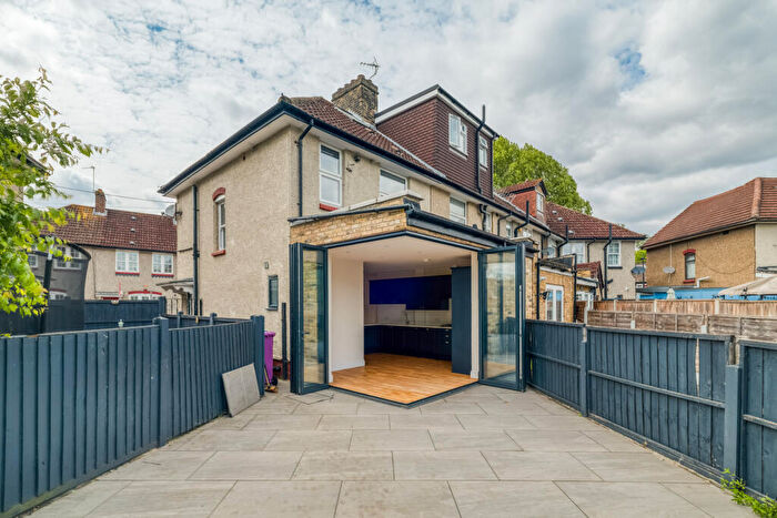 3 Bedroom Terraced House For Sale In Hesperus Crescent, London, E14
