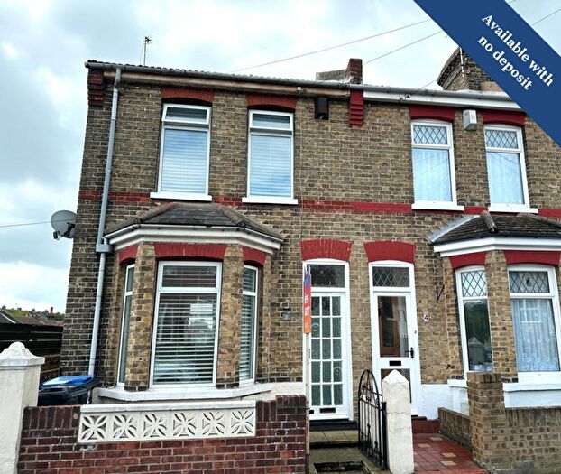2 Bedroom End Of Terrace House To Rent In St. Georges Road, Ramsgate, CT11