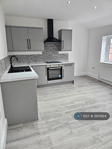 1 Bedroom Flat To Rent In Long Street, Middleton, Manchester, M24