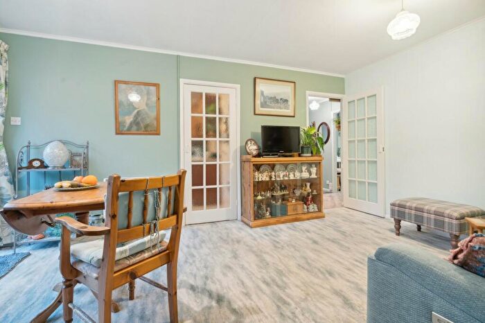2 Bedroom Semi-Detached Bungalow For Sale In Latchmore Close, Hitchin, SG4