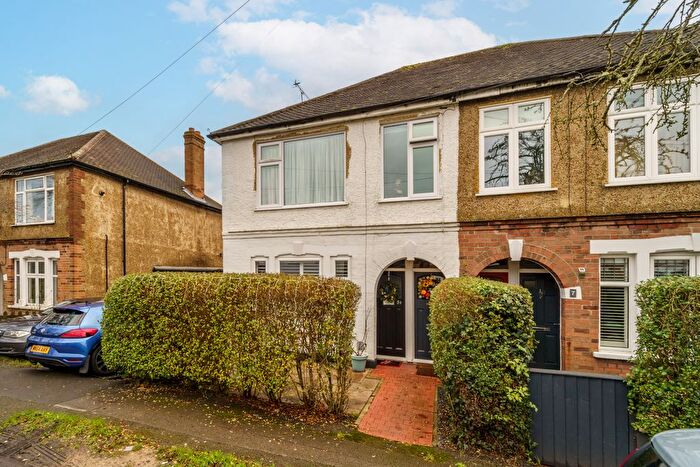 2 Bedroom Maisonette To Rent In Penton Avenue, Staines-Upon-Thames, Surrey, TW18