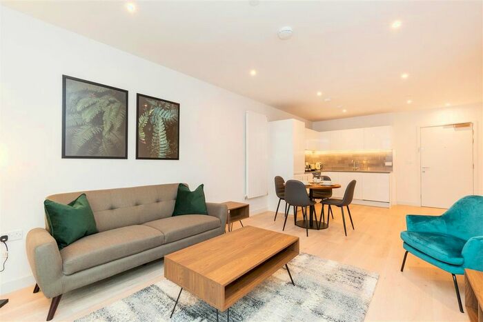 1 Bedroom Flat To Rent In Clipper Street, London, E16