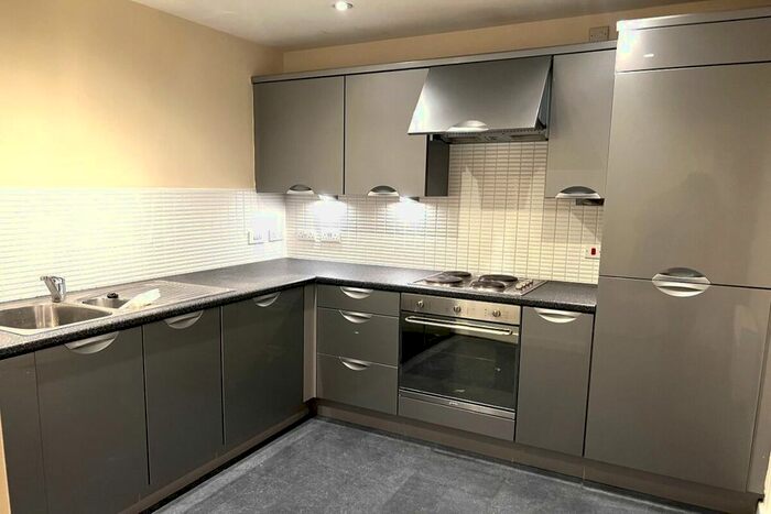 2 Bedroom Flat To Rent In Bramall Lane, Sheffield S2