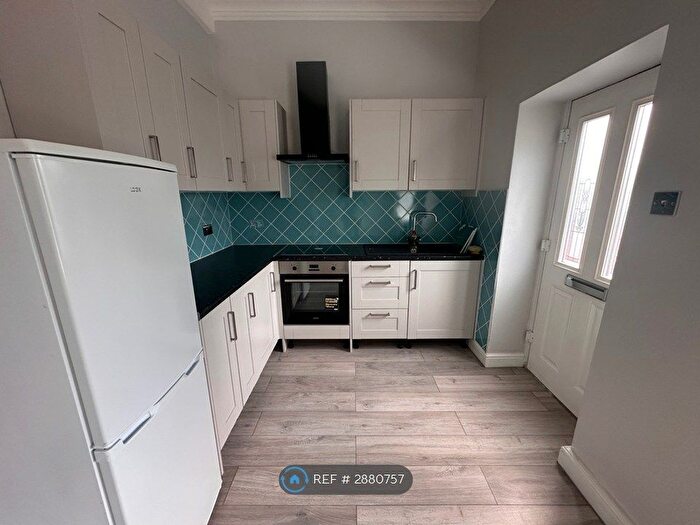 2 Bedroom Detached House To Rent In Bell Street, Wednesbury, WS10