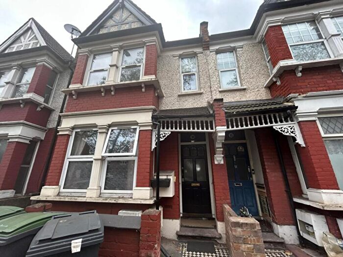 1 Bedroom Flat To Rent In Alfoxton Avenue, London, N15