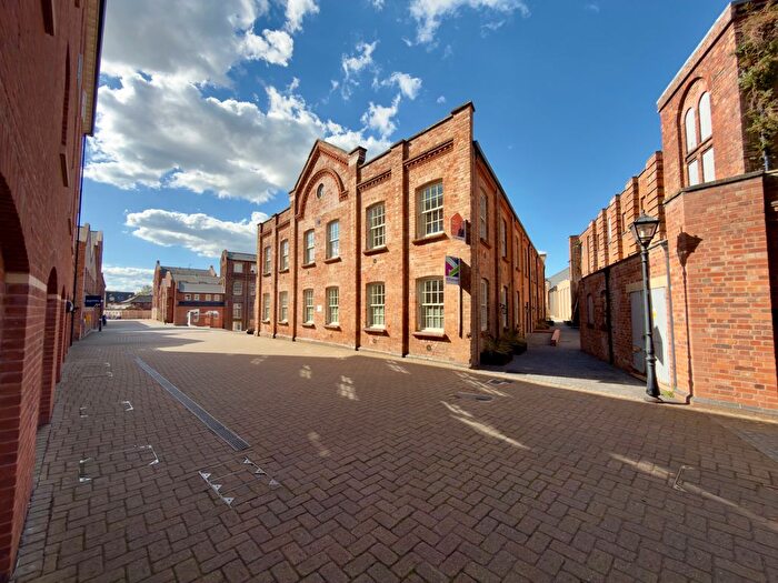 2 Bedroom Flat To Rent In Princes Drive, Worcester, WR1