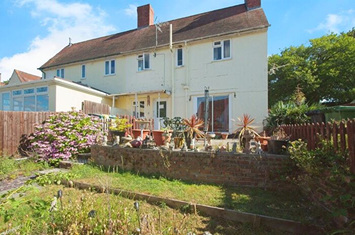 3 Bedroom Semi-Detached House For Sale In Offas Close, Sedbury, Chepstow, NP16