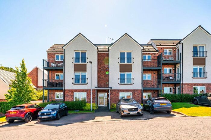 2 Bedroom Flat For Sale In Langwill Place, Currie, EH14