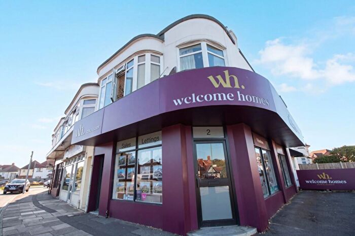 2 Bedroom Flat To Rent In Castle Parade, Bournemouth, BH7