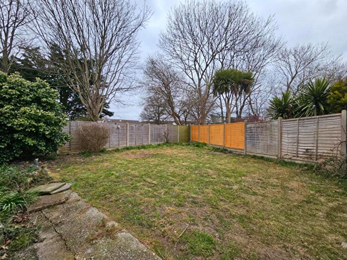 2 Bedroom Flat To Rent In Hazel Road, Bognor Regis, PO22