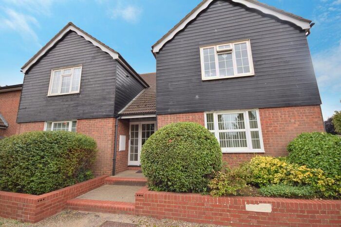 2 Bedroom Flat To Rent In Mill View, London Road, Great Chesterford, Saffron Walden, CB10