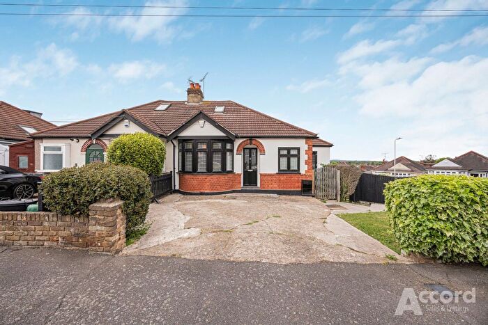 3 Bedroom Semi Detached House For Sale In Lawns Way, Romford, RM5