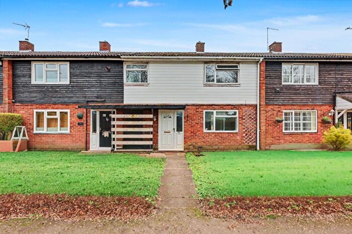 3 Bedroom Terraced House For Sale In Drakes Drive, Stevenage, Hertfordshire, SG2