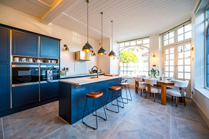 4 Bedroom Semi-Detached House To Rent In Station Road, Henley-On-Thames, Oxfordshire, RG9