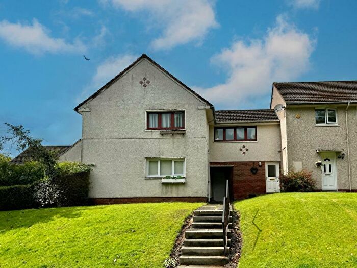 2 Bedroom Flat To Rent In Kelso Drive, East Mains, East Kilbride, G74