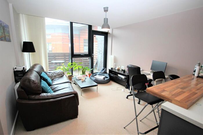 2 Bedroom Apartment To Rent In Saville, Potato Wharf Manchester, M3
