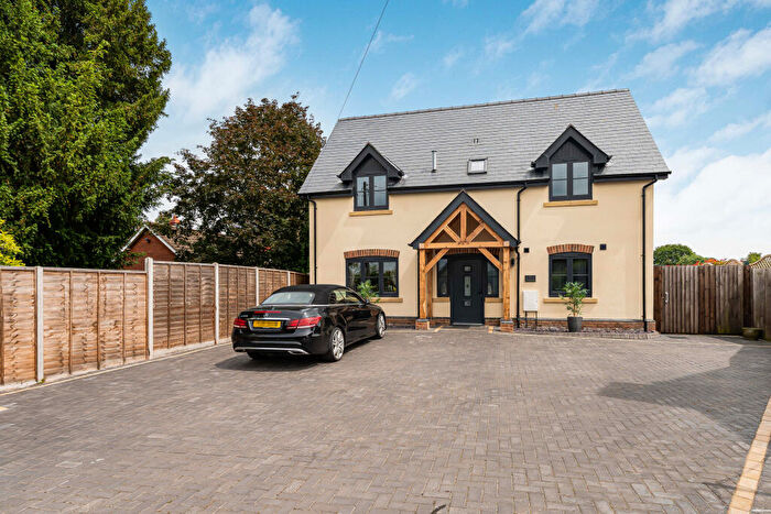 4 Bedroom Detached House For Sale In Ty Newydd, Allensmore, Hereford, Herefordshire, HR2