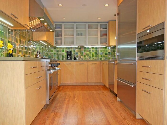 1 Bedroom Flat To Rent In White House, Vicarage Crescent, Battersea Square, SW11