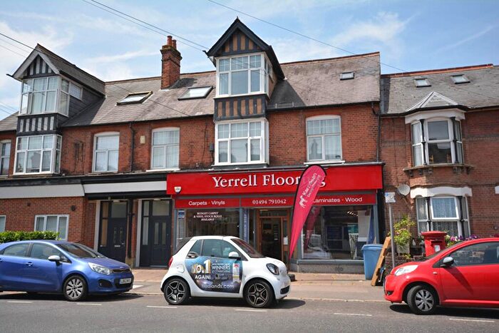 1 Bedroom Apartment To Rent In Broad Street, Chesham, HP5