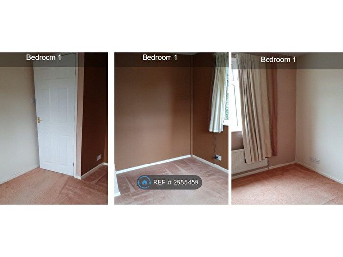 3 Bedroom Semi-Detached House To Rent In Cheviot Drive, Southampton, SO45