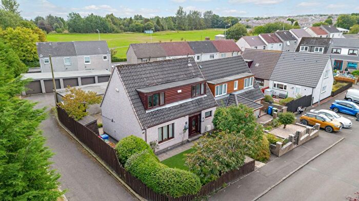 3 Bedroom Semi-Detached House For Sale In St Andrews Drive, Armadale, EH48