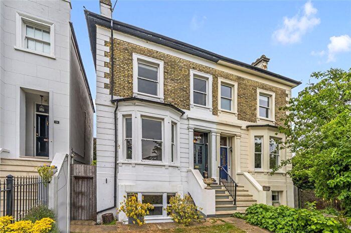 4 Bedroom Semi Detached House For Sale In Hampton Road, Twickenham, TW2