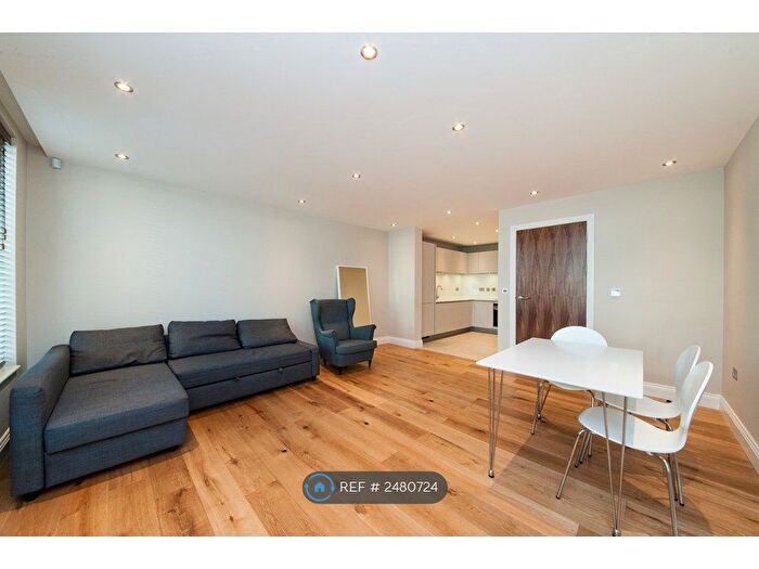 2 Bedroom Flat To Rent In Ferdinand Street, London, NW1