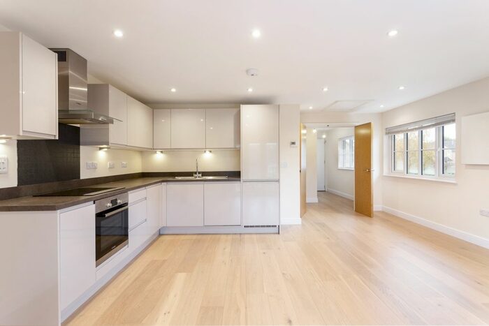 1 Bedroom Flat To Rent In Martletts Corner, Church Street, Rudgwick, Horsham, RH12