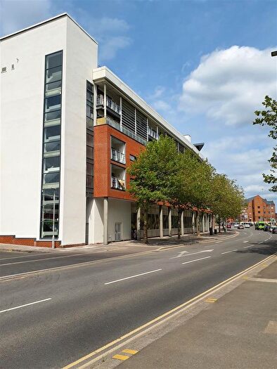 1 Bedroom Flat To Rent In West Quay Road, Poole, BH15