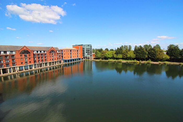 2 Bedroom Apartment To Rent In York Court, Schooner Way, Cardiff, CF10