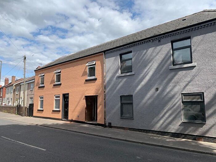 3 Bedroom House To Rent In Market Street, Clay Cross, Chesterfield, S45