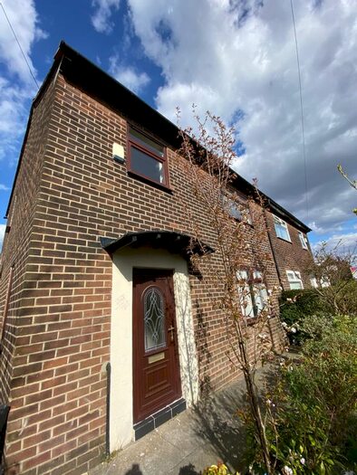 3 Bedroom Semi-Detached House To Rent In Hollinwood Avenue, Moston M40