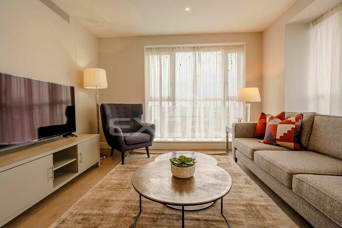 2 Bedroom Apartment To Rent In Westferry Circus, Canary Wharf, London, E14