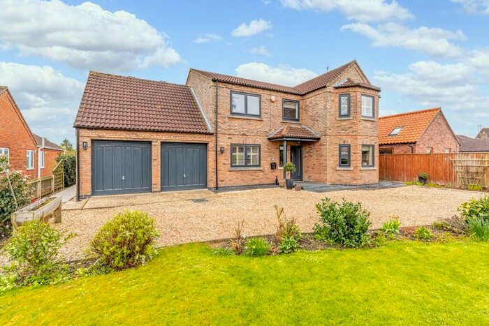 5 Bedroom Detached House For Sale In Cul De Sac, Stickford, PE22