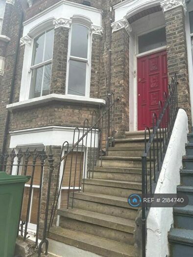 2 Bedroom Flat To Rent In London, London, SE17