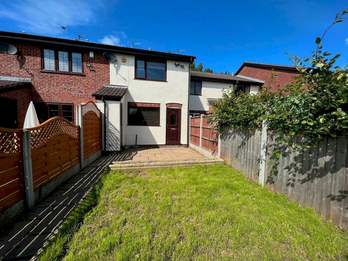 2 Bedroom Mews To Rent In Badgers Walk East, Lytham, FY8