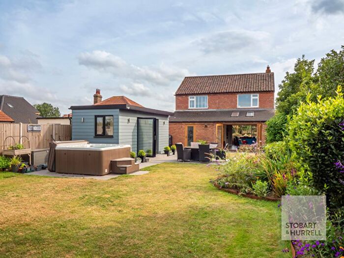 3 Bedroom Detached House For Sale In The Elms, Norwich Road, Ludham, Norfolk, NR29
