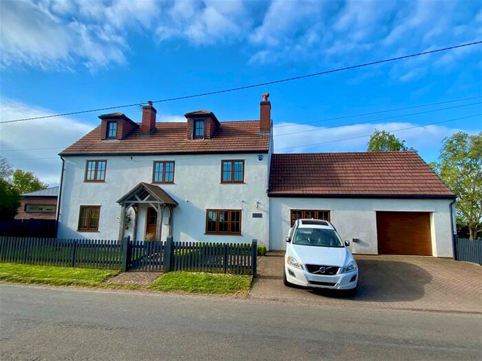 5 Bedroom Detached House For Sale In Damery Lane, Woodford, Berkeley, GL13