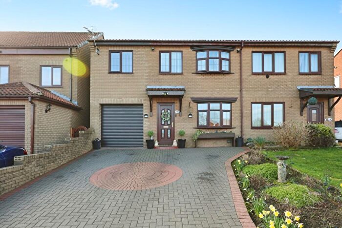 5 Bedroom Semi Detached House For Sale In Lilac Way, Toft Hill, Bishop Auckland, DL14