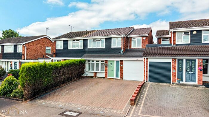 4 Bedroom Semi Detached House For Sale In Cobia, Tamworth, Staffordshire, B77