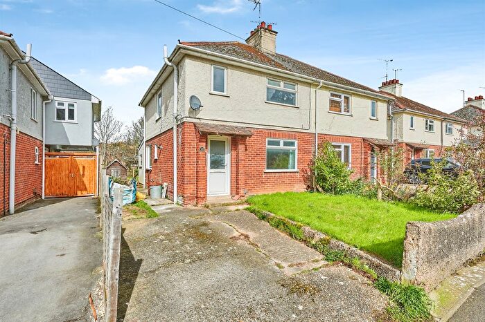 3 Bedroom Semi Detached House For Sale In Radwinter Road, Saffron Walden, CB11