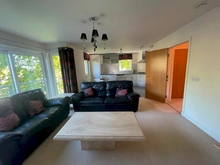 2 Bedroom Flat To Rent In Queens Crescent, Aberdeen, AB15