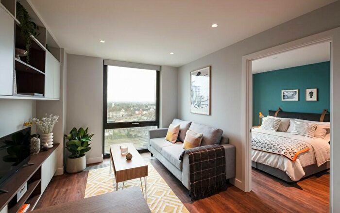 1 Bedroom Apartment To Rent In Victoria Way, Woking, Surrey, GU21