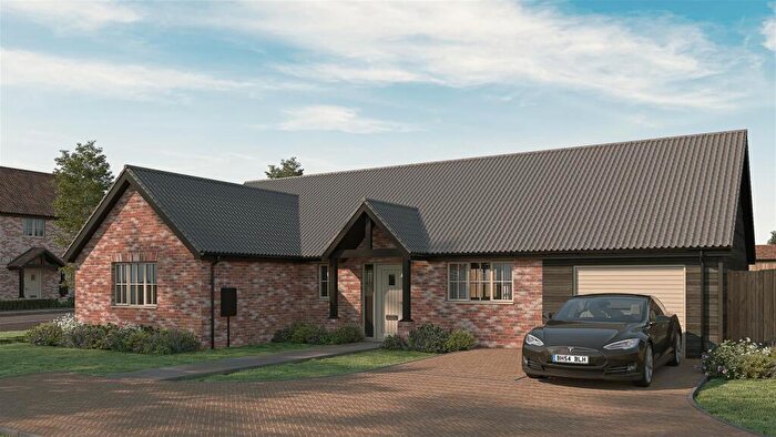 3 Bedroom Detached Bungalow For Sale In The Emeralds, South Wootton, PE30