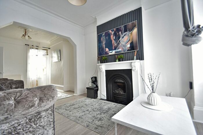 3 Bedroom Detached House To Rent In Monmouth Road, Portsmouth, Hampshire, PO2